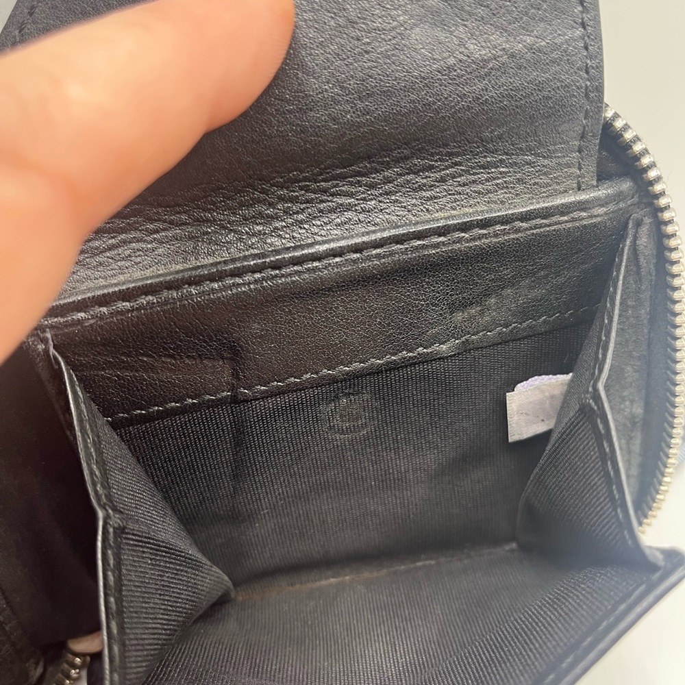 JIMMY CHOO Bi-fold Wallet Black Men'Authentic D:0.79” H:4.33” W:4.53” 5978 - Picture 6 of 8
